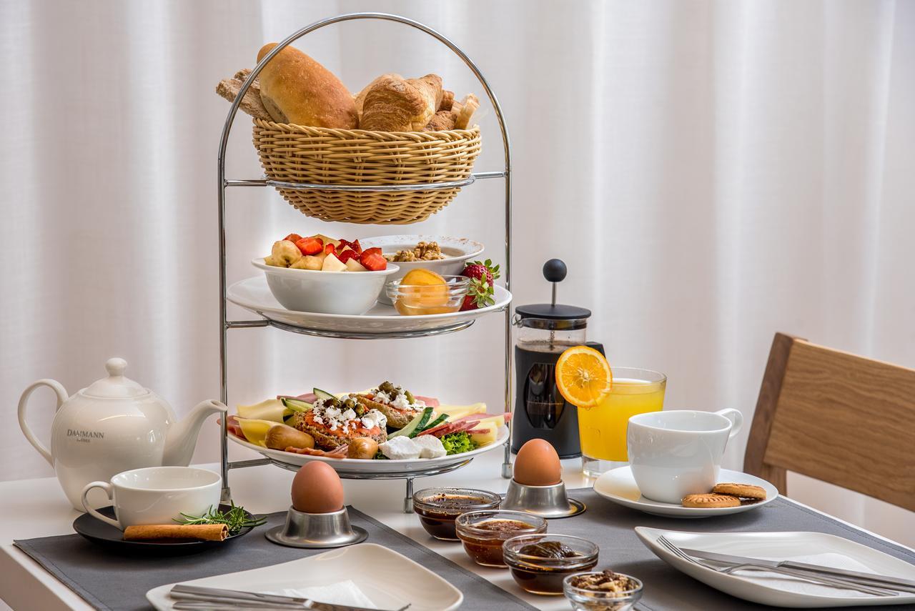 Coral Hotel Ierápetra エクステリア 写真