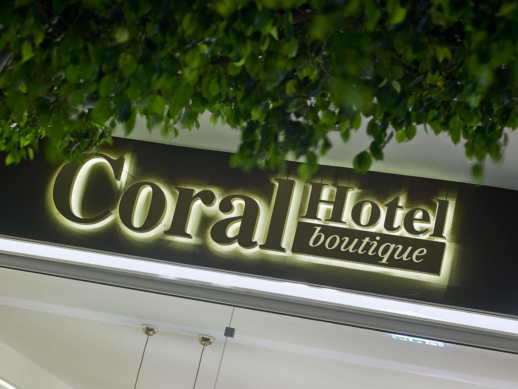 Coral Hotel Ierápetra エクステリア 写真